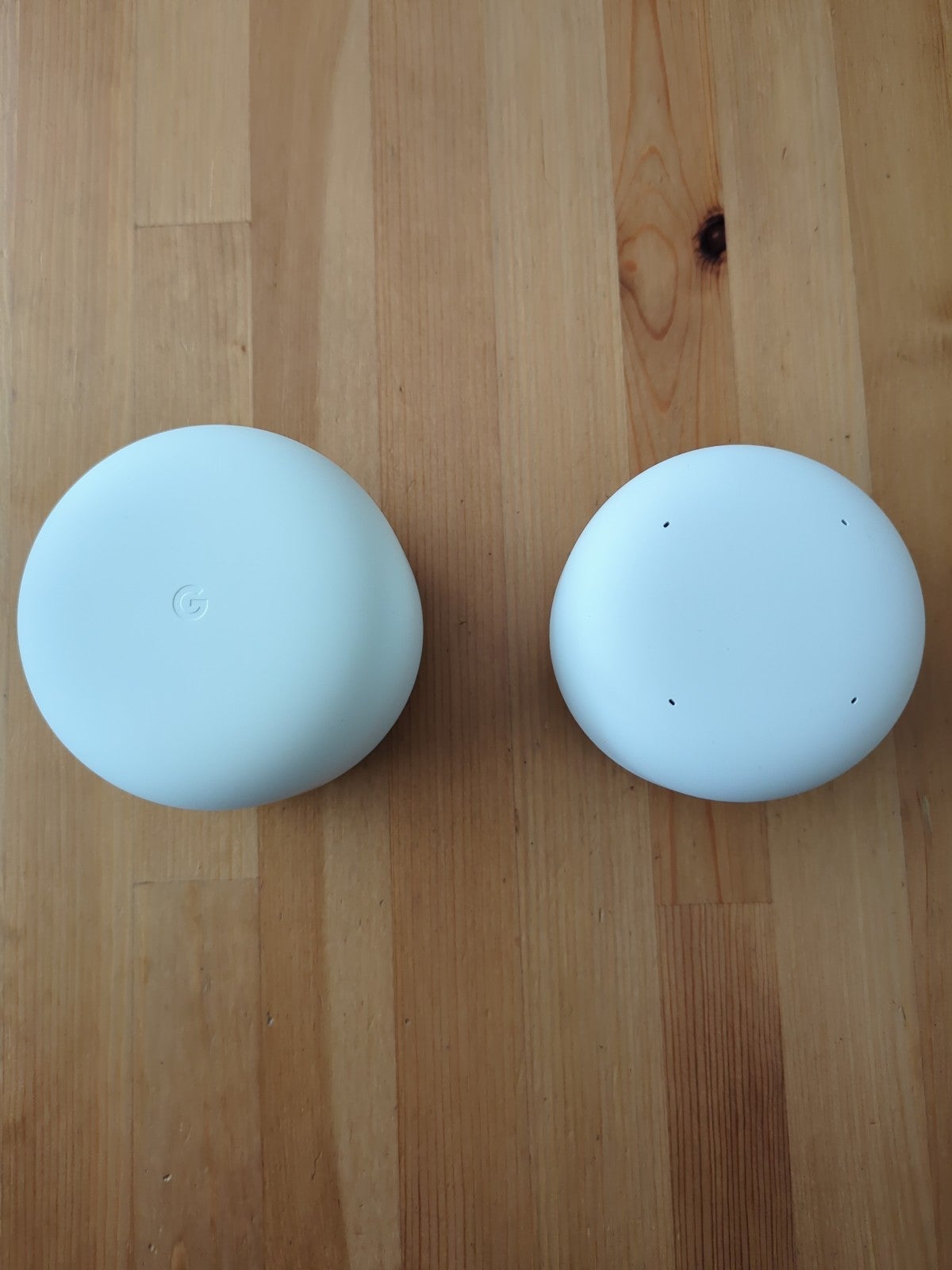 Google Nest WiFi (Router + Point)