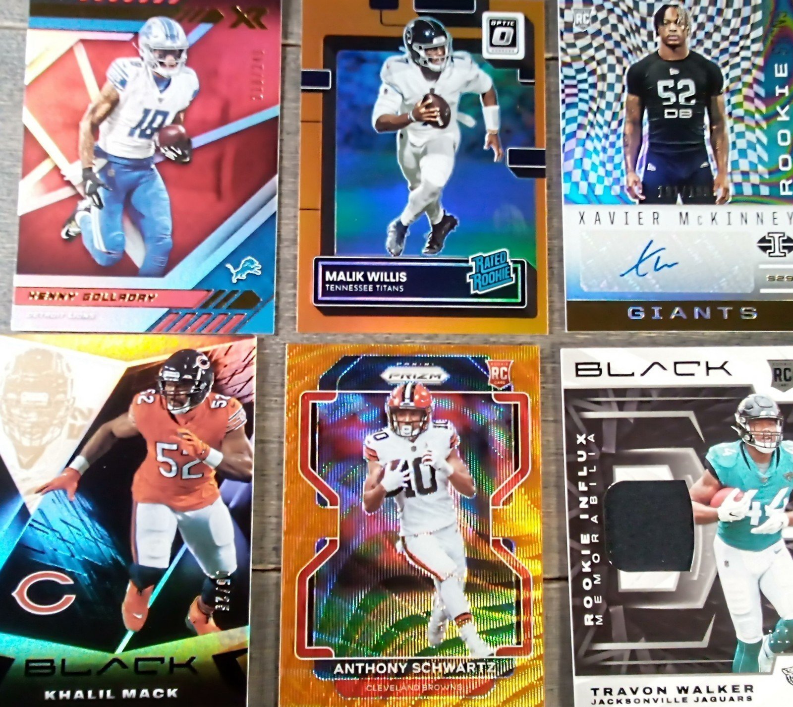 Lot of 6 Serial numbered NFL Trading Cards