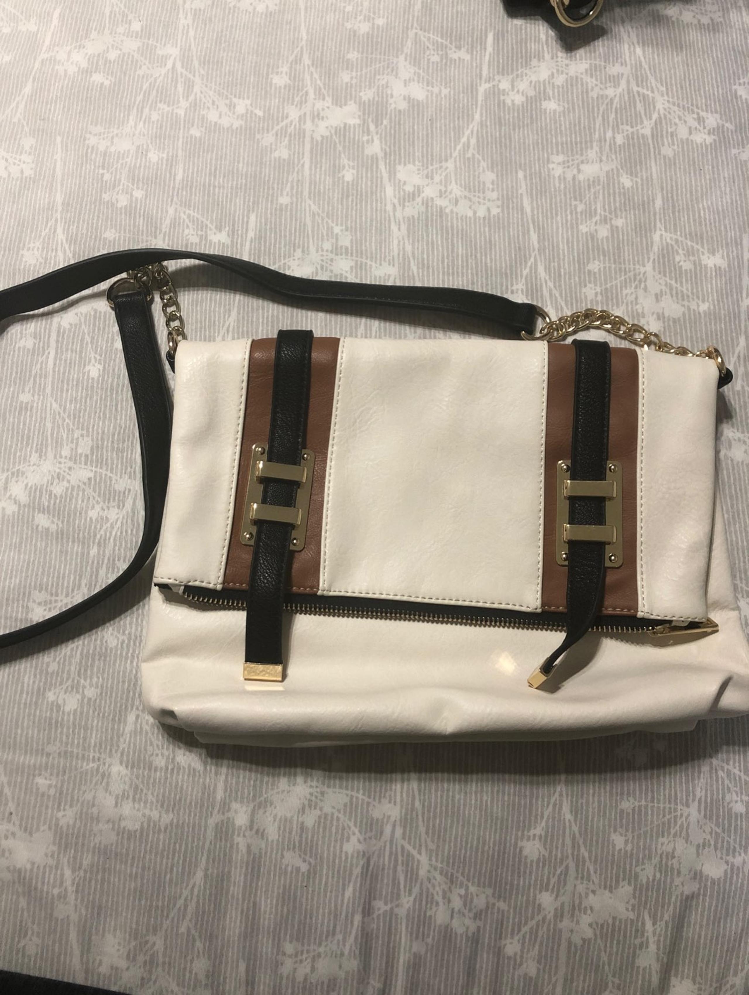 Call it spring Crossbody