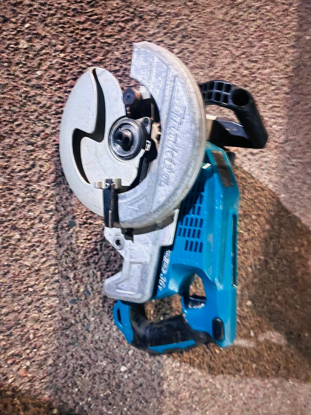 Makita XSR 01 blade size 7 1/4 36 V