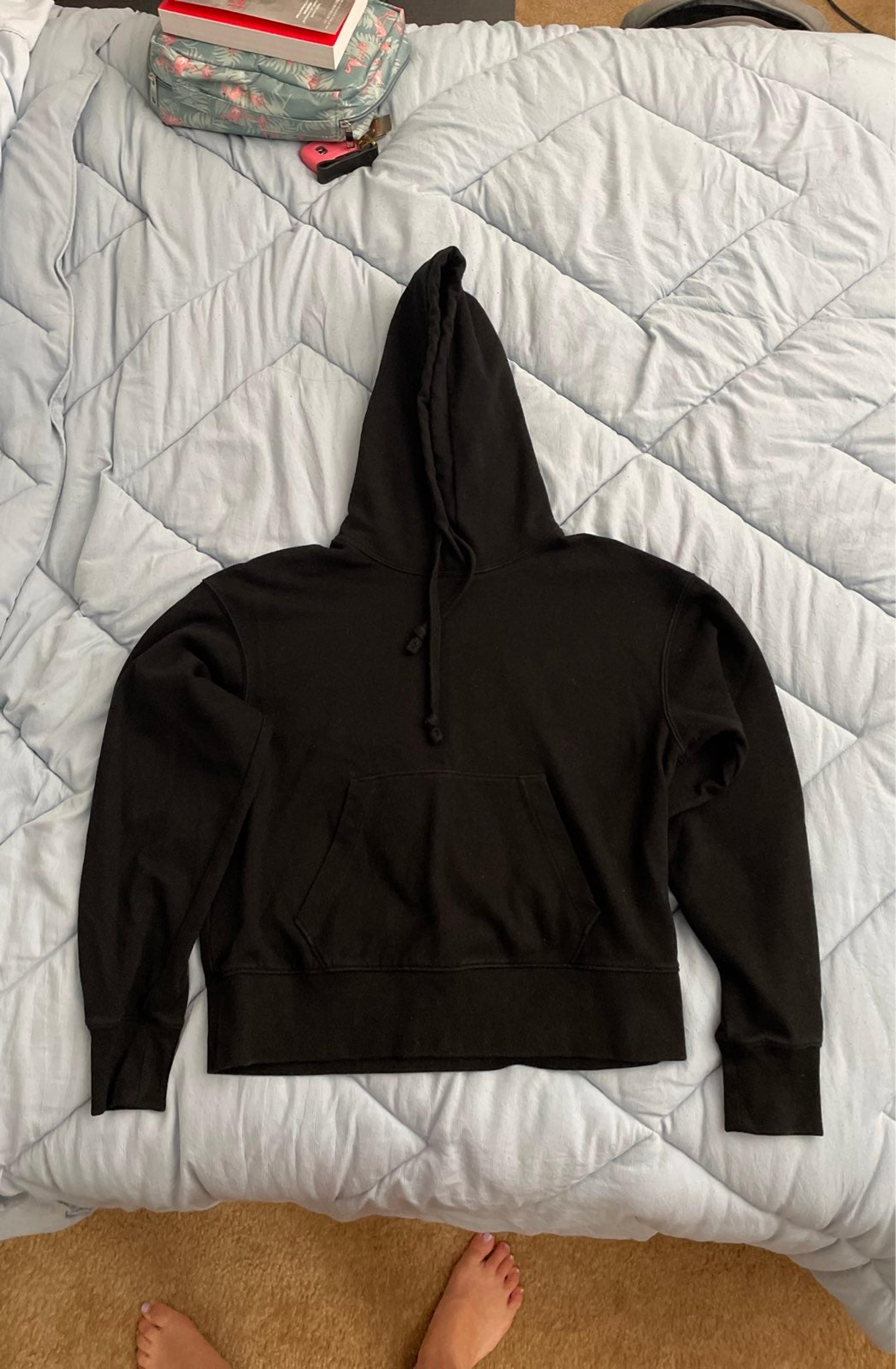 UNIQLO black hoodie