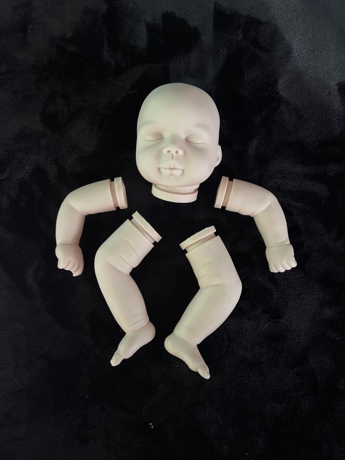 Reborn doll kit, Bella, unpainted, arms legs head