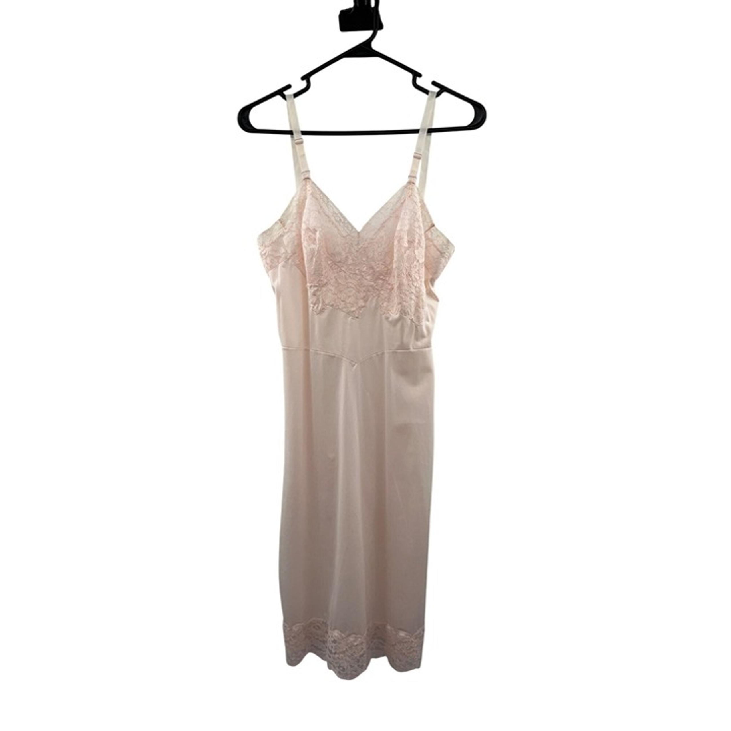 Vintage Warner’s Full Slip Womens 34 Avg Light Pink Lace Lingerie USA 4182