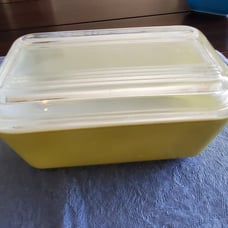 Pyrex Olive Green Frig dish 502