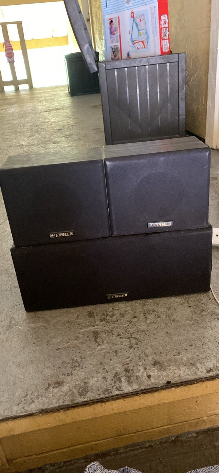 Fisher three-piece speaker system