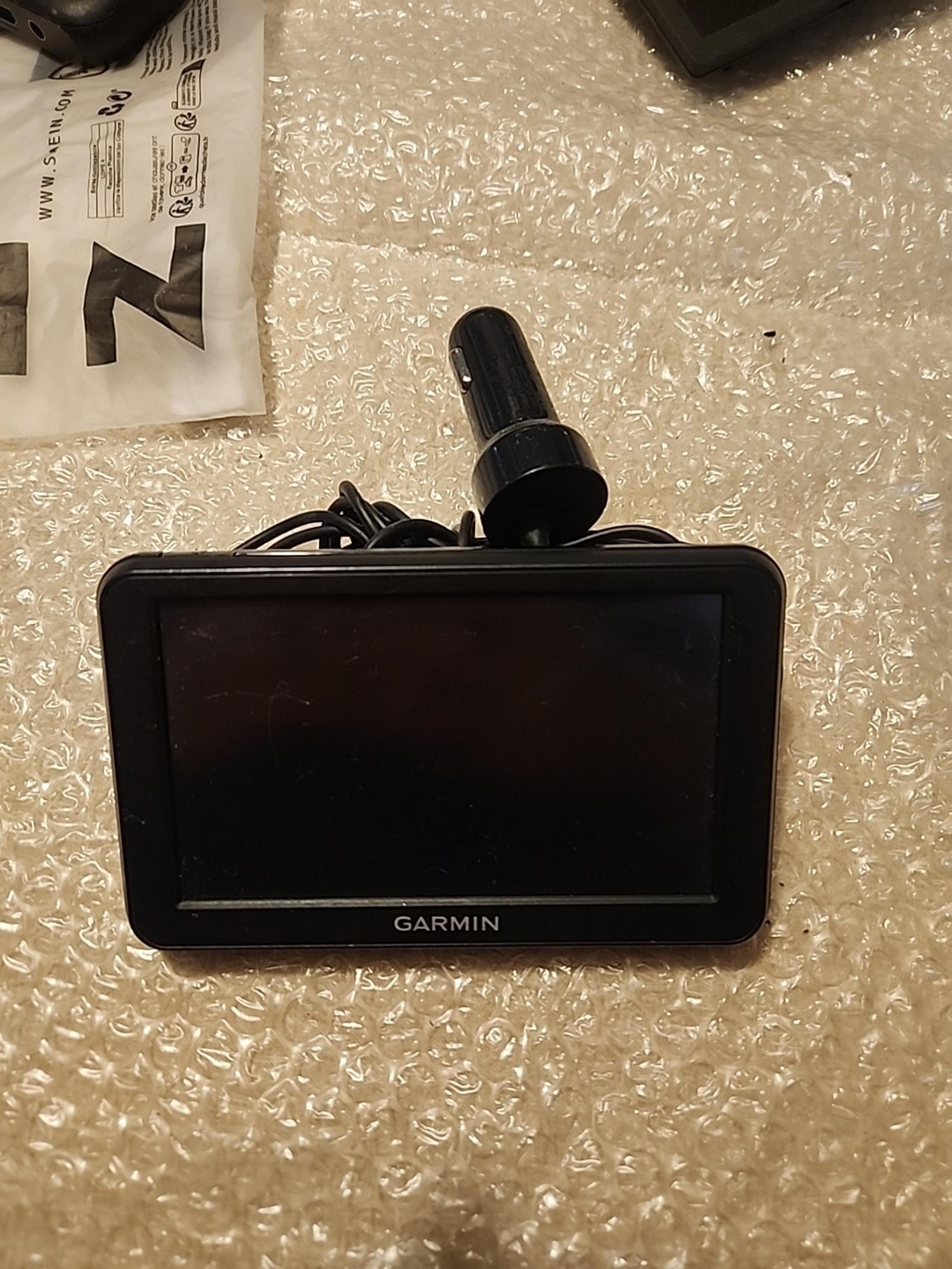 Garmin Nuvi 50LM GPS Car Navigator For Driving Navigation Black Brand New