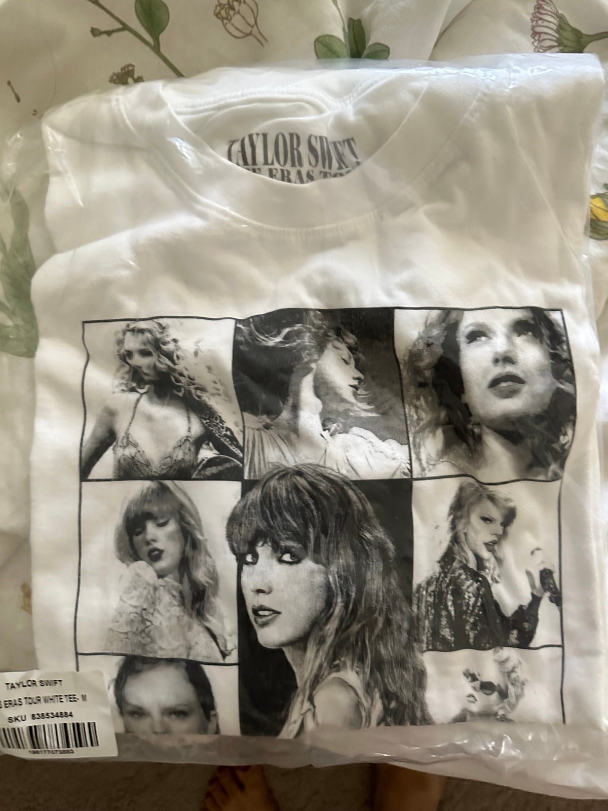 Taylor swift white eras tour tee NEW