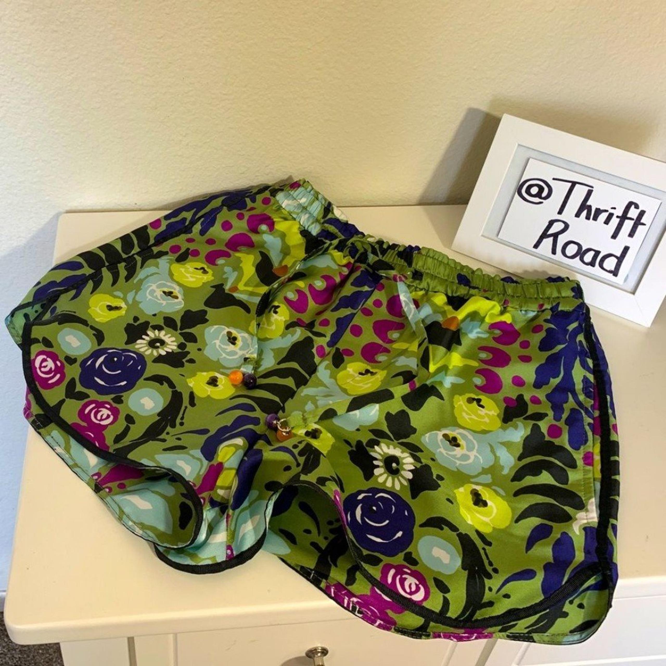 NWOT Zara Brand Floral Mini Shorts Green Satin Dressy Shorts for Women Sz S