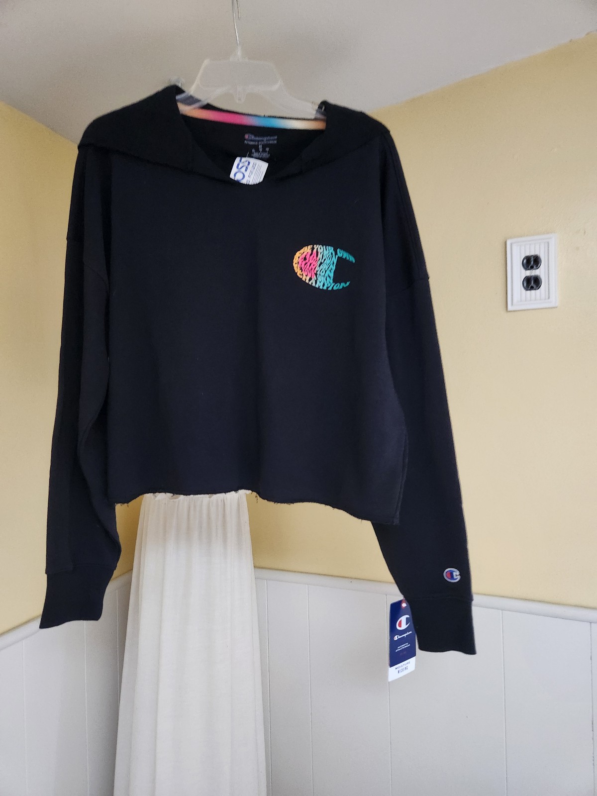 Nwt black champion be your own champion cropped hoodie
