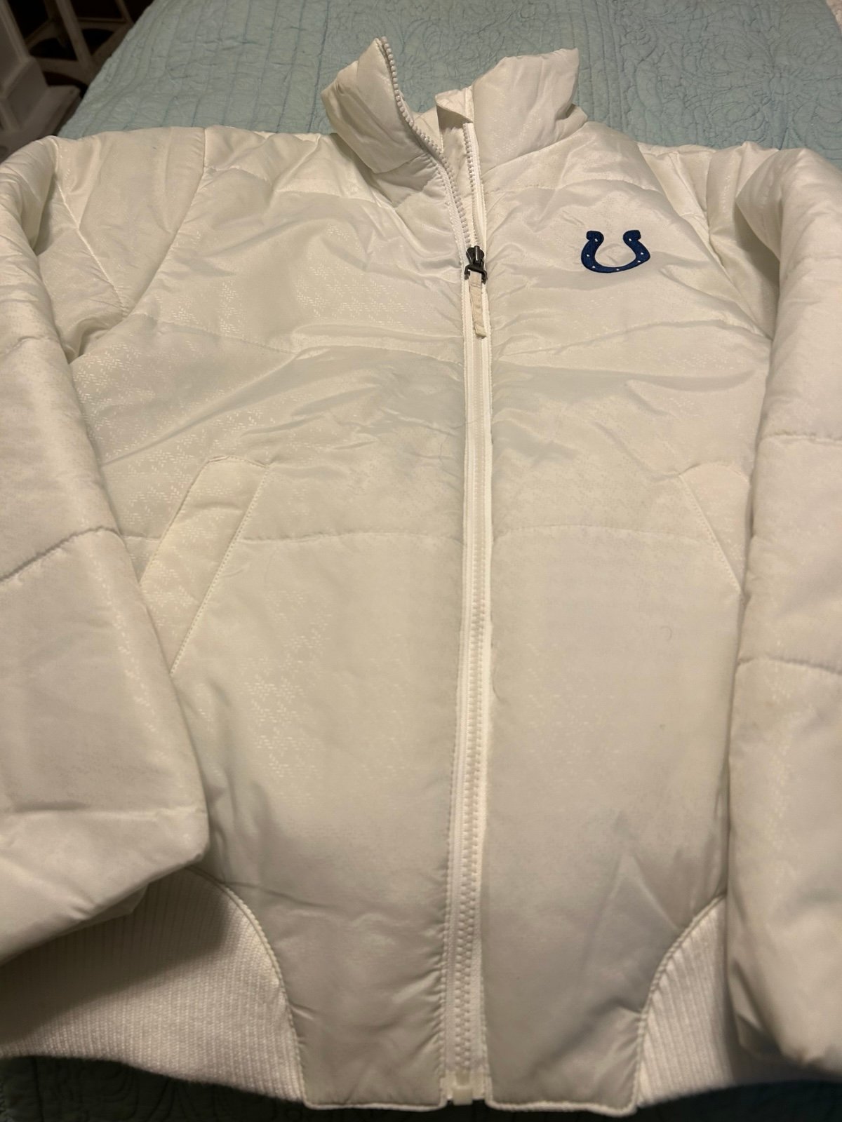 NFL Team Indianapolis Colts Puffer Jacket Womens White Quilted Embroidery