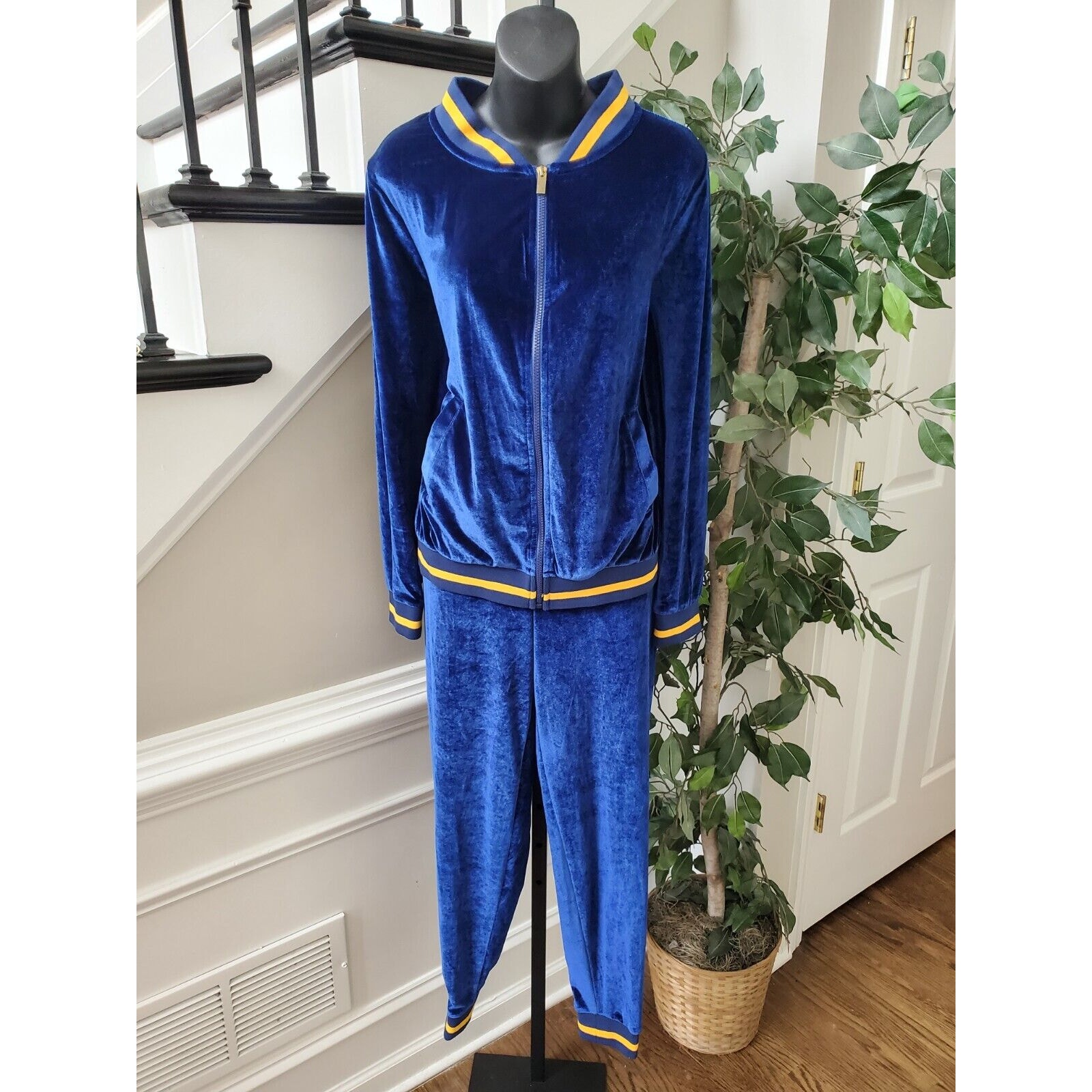 K. Jordan Women's Blue Long Sleeve Jacket & Trouser Two Piece Athletic Suit XL