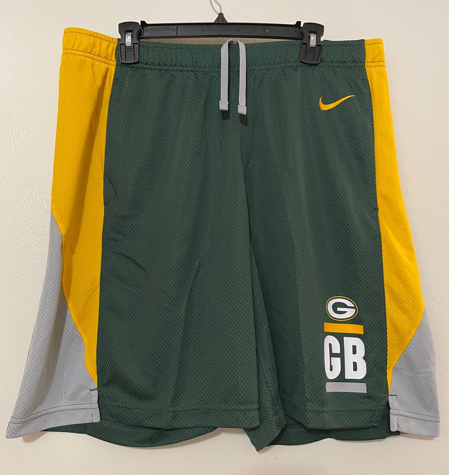 Nike NFL Green Bay Packers Team Issued Training Shorts Size Extra Large