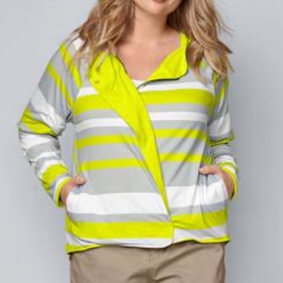 Firm price Plus Size Reversible Hooded Jacket 3X Yellow Multi