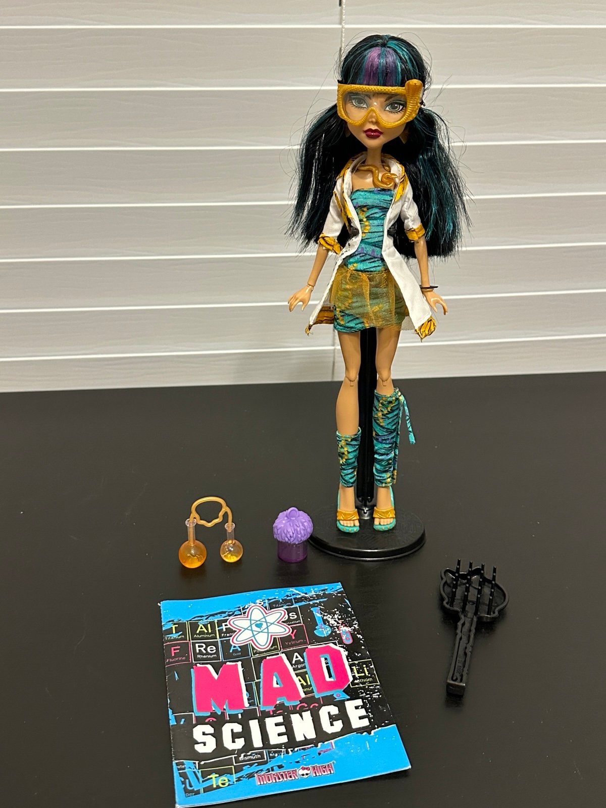 Monster High Cleo De Nile Mad science Doll