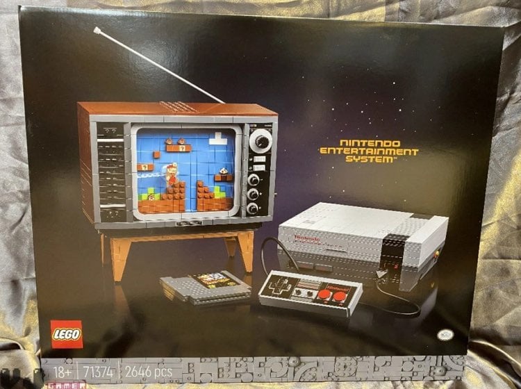 Brand New LEGO Nintendo Entertainment System 71374 Building Toy
