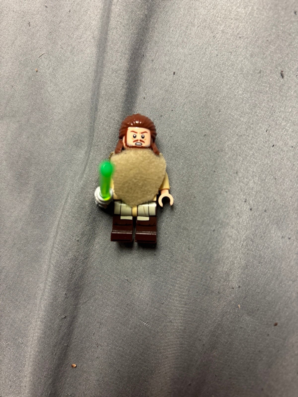 Lego Star Wars - Qui-Gon Jinn - Dark Brown Legs, Poncho, Reddish Brown Beard