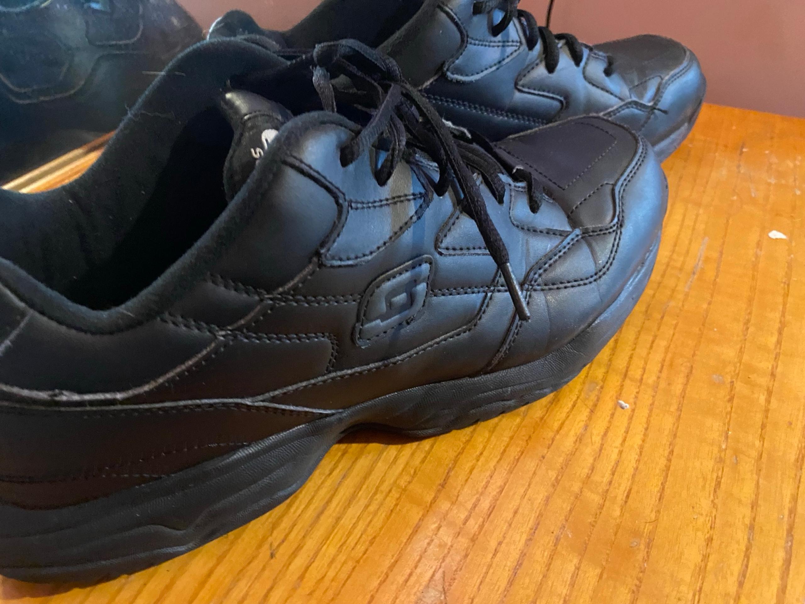 Men’s sketchers, relaxed, memory foam, slip resistant, work, shoes, casual 11.5