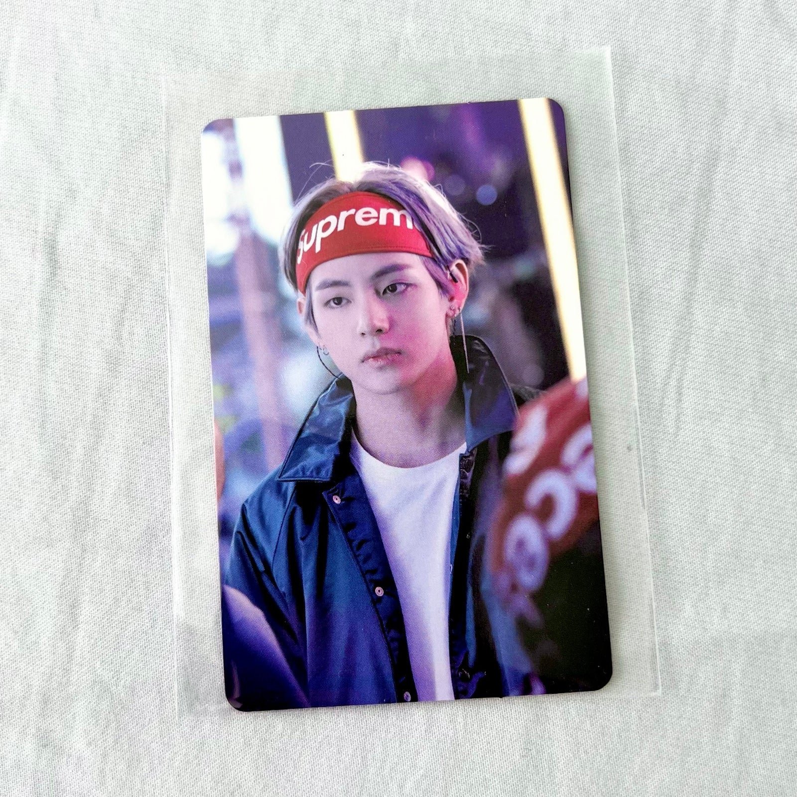 BTS Memories of 2017 DVD - V Photocard