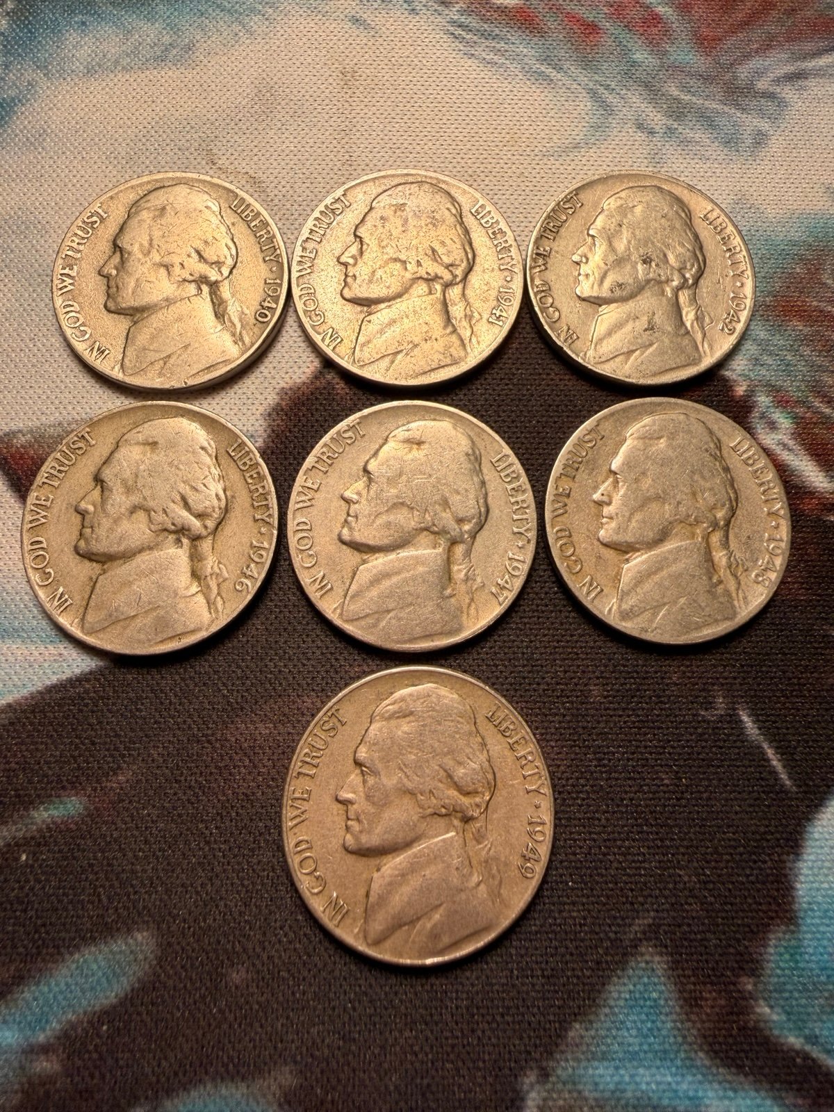1940s NICKELS LOT OF 7 (2 MINT MARK D, 5 NO MINT MARK)