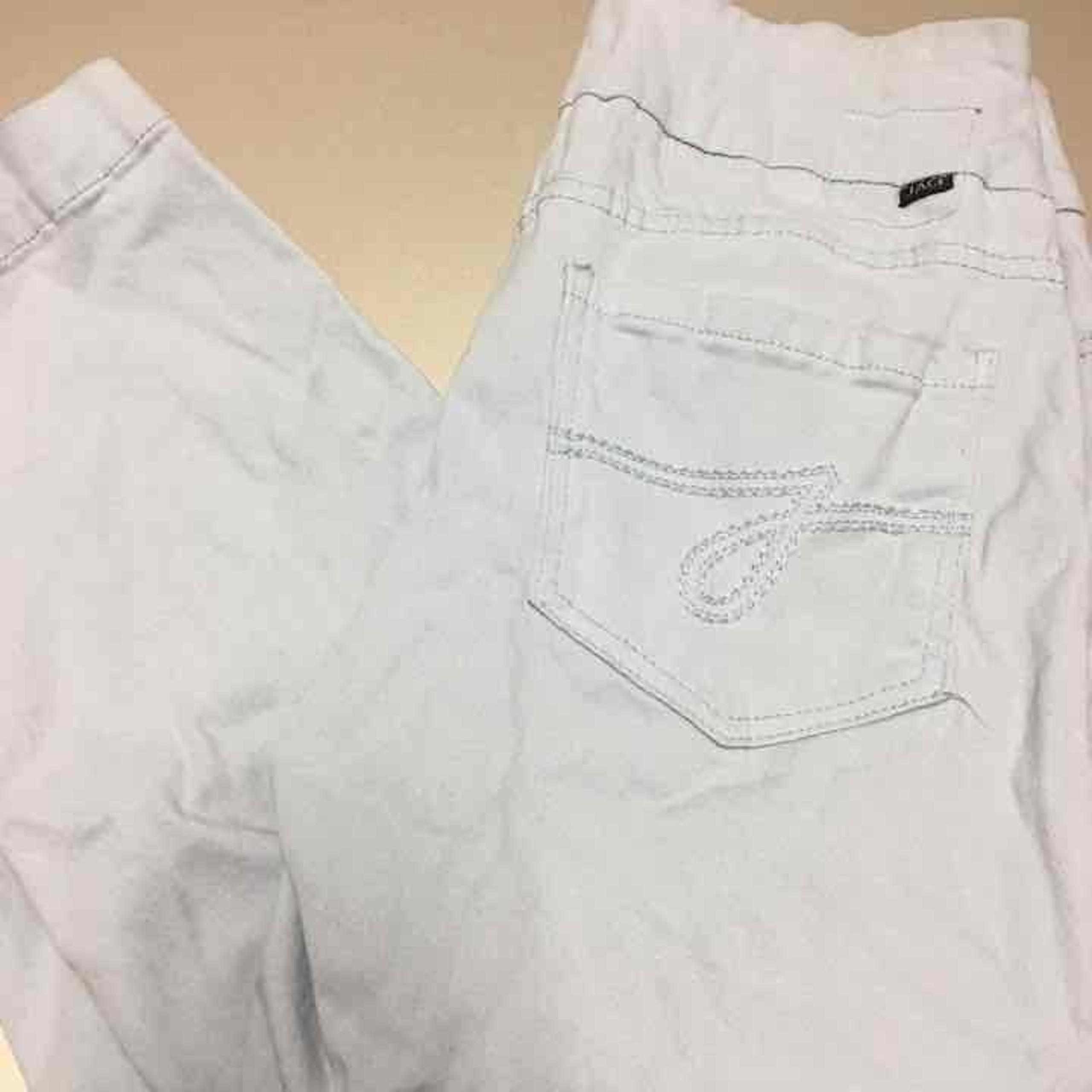 Jag Capris