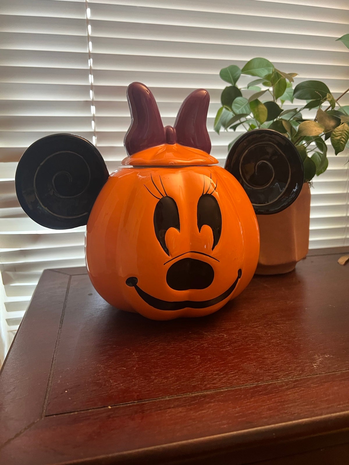 minnie mouse pumpkin cookie jar