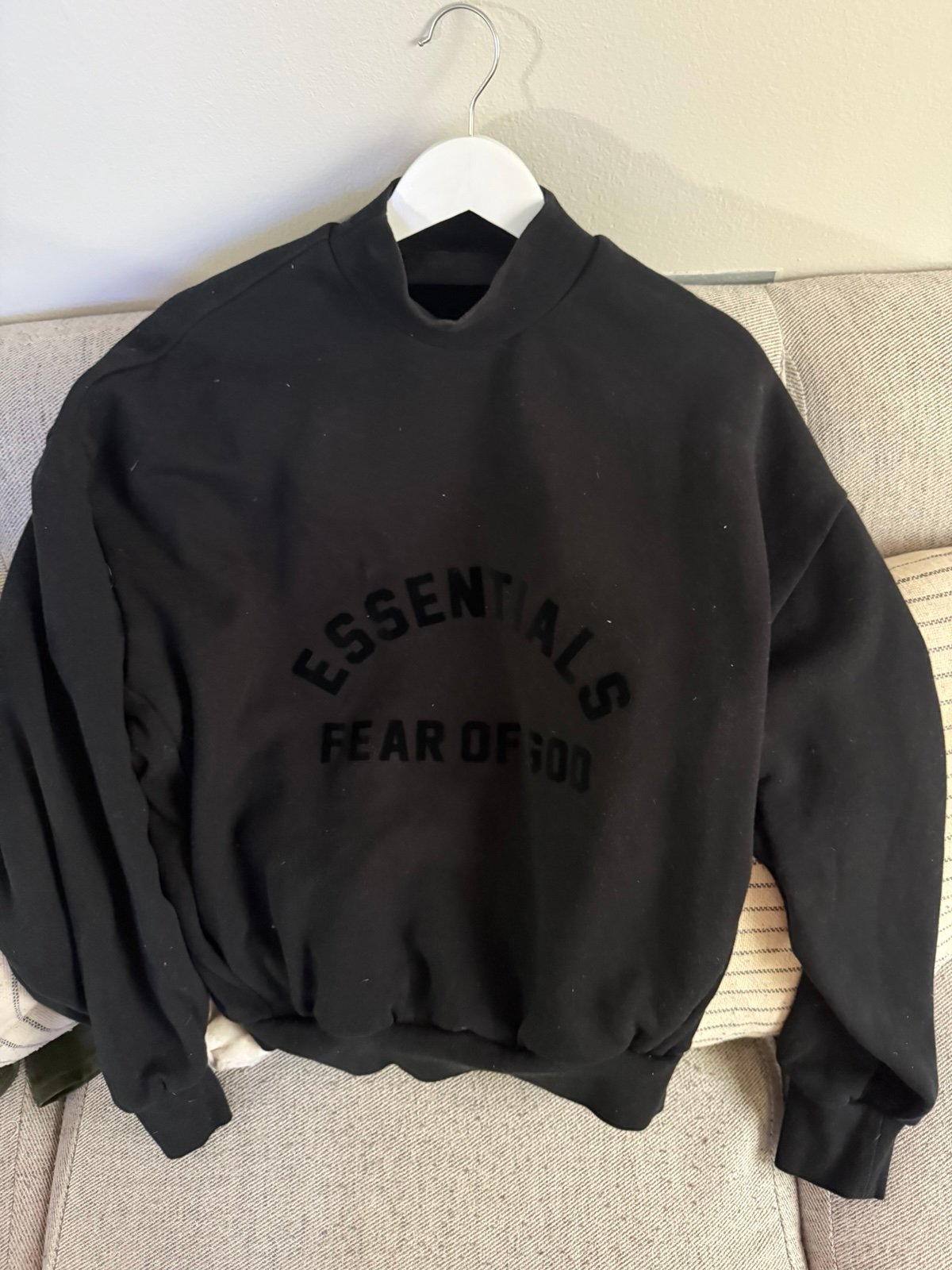 Essentials fear of god sweater