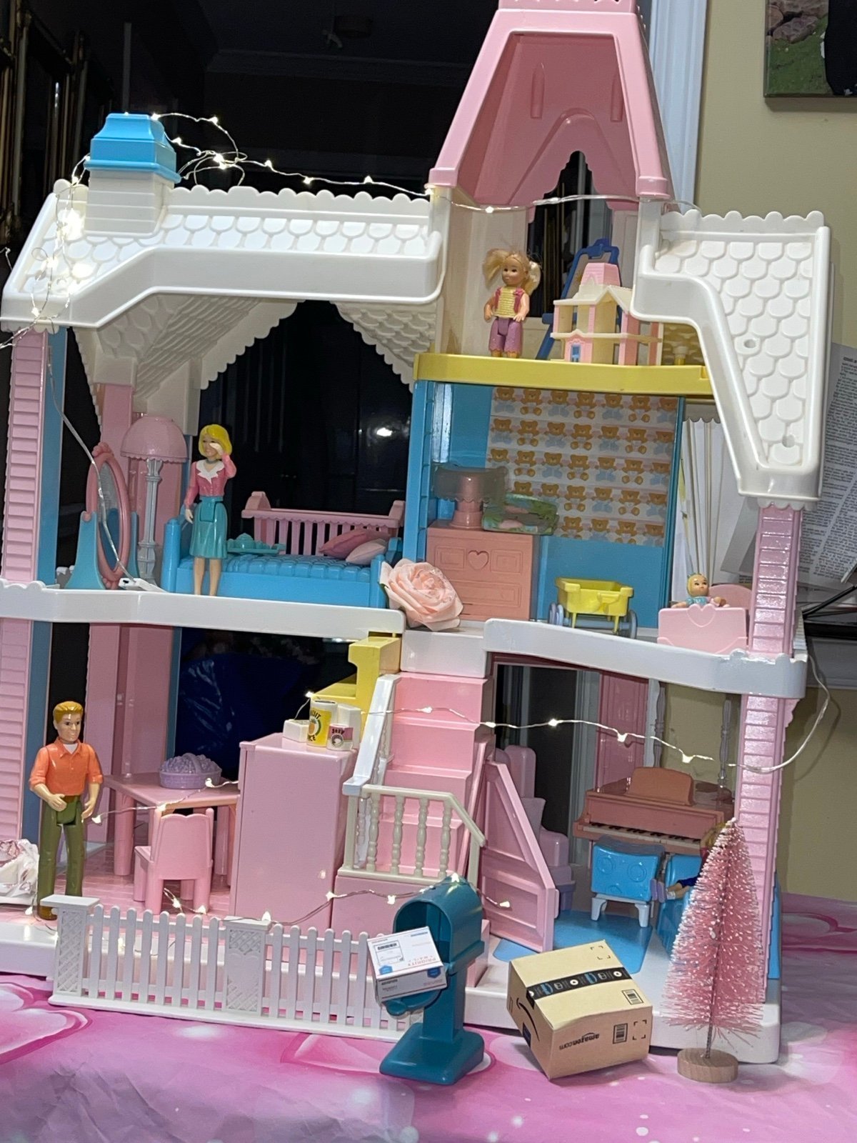 Playskool Victorian Dollhouse OOAK! Ready for gifting! You get ALL pro