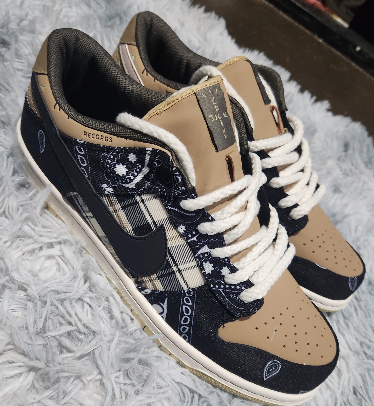 Travis Scott lows