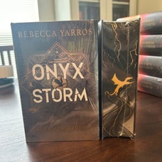 *SEALED* Onyx Storm German Edition