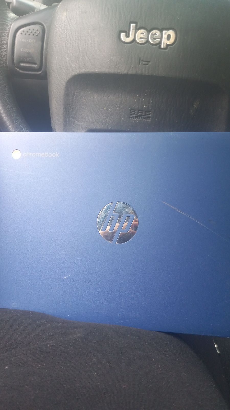 HP Chromebook 64 GB in blue