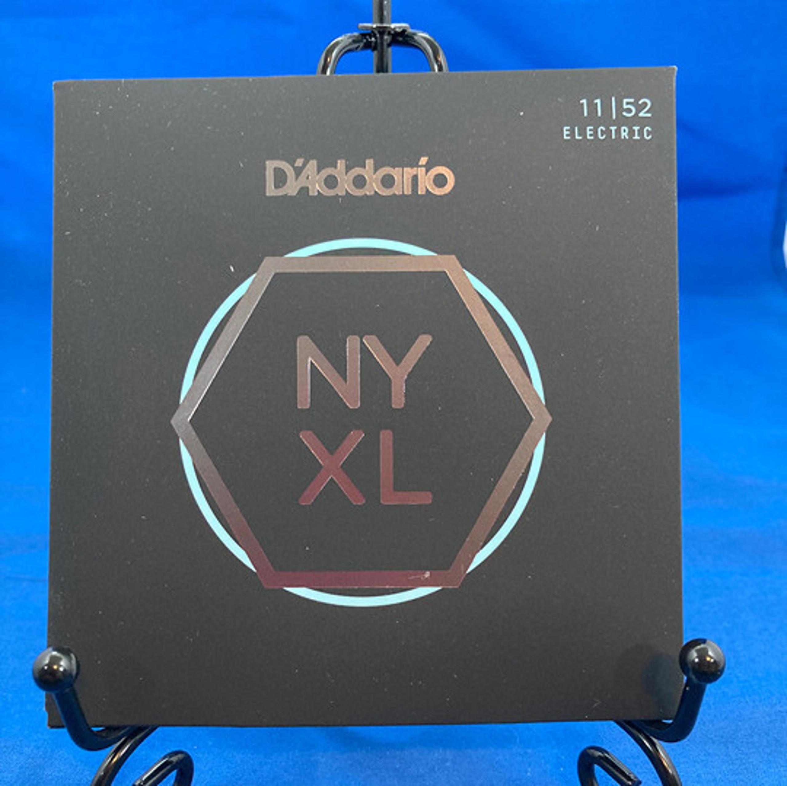 D'Addario NYXL1152 NYXL Nickel Electric Guitar Strings 11/52 Medium Top/Heavy Bt