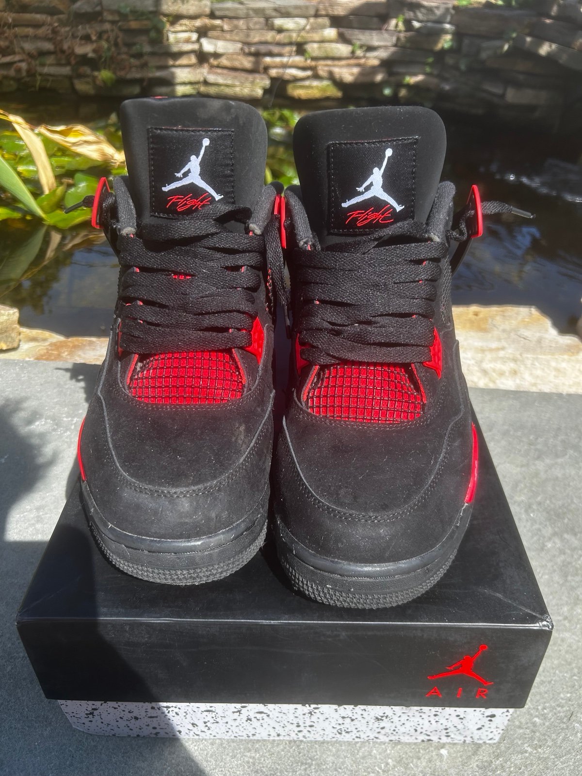Jordan 4 red thunder