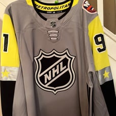 All star John Tavares signed jersey