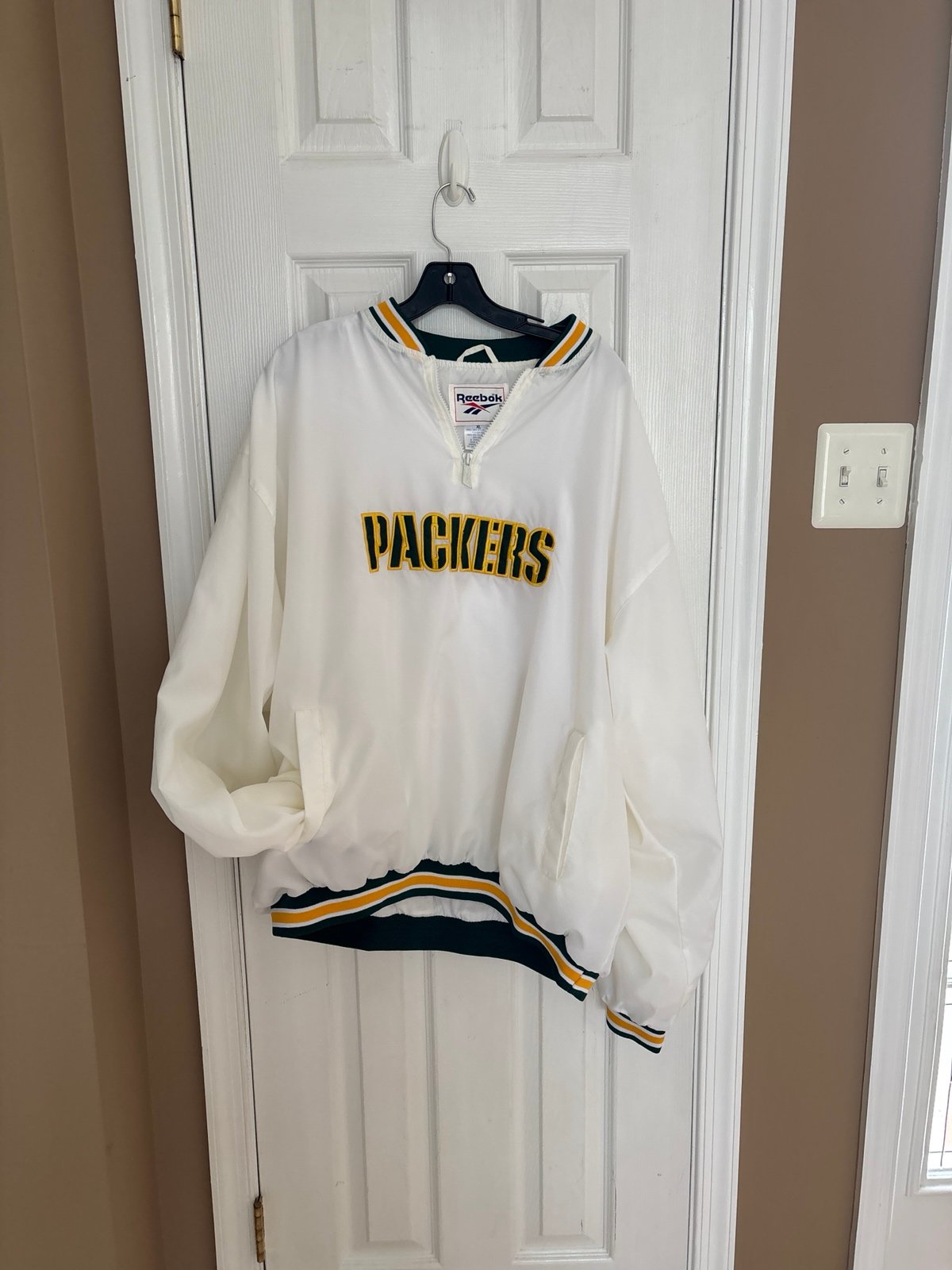 Vintage 90s Reebok Green Bay Packers Windbreaker Pullover Jacket XLarge
