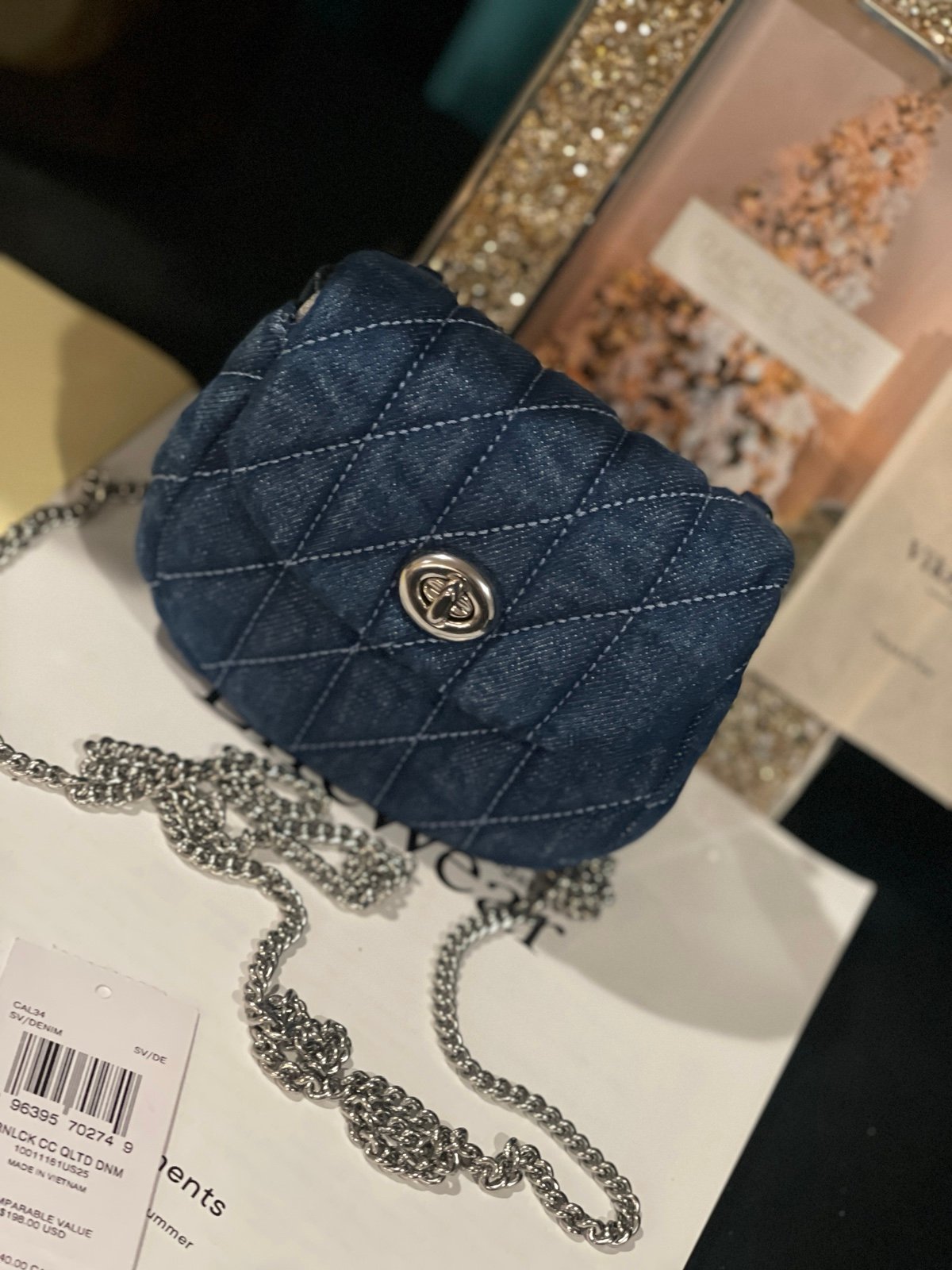 coach CAL34 Turnlock Card Case With Quilting