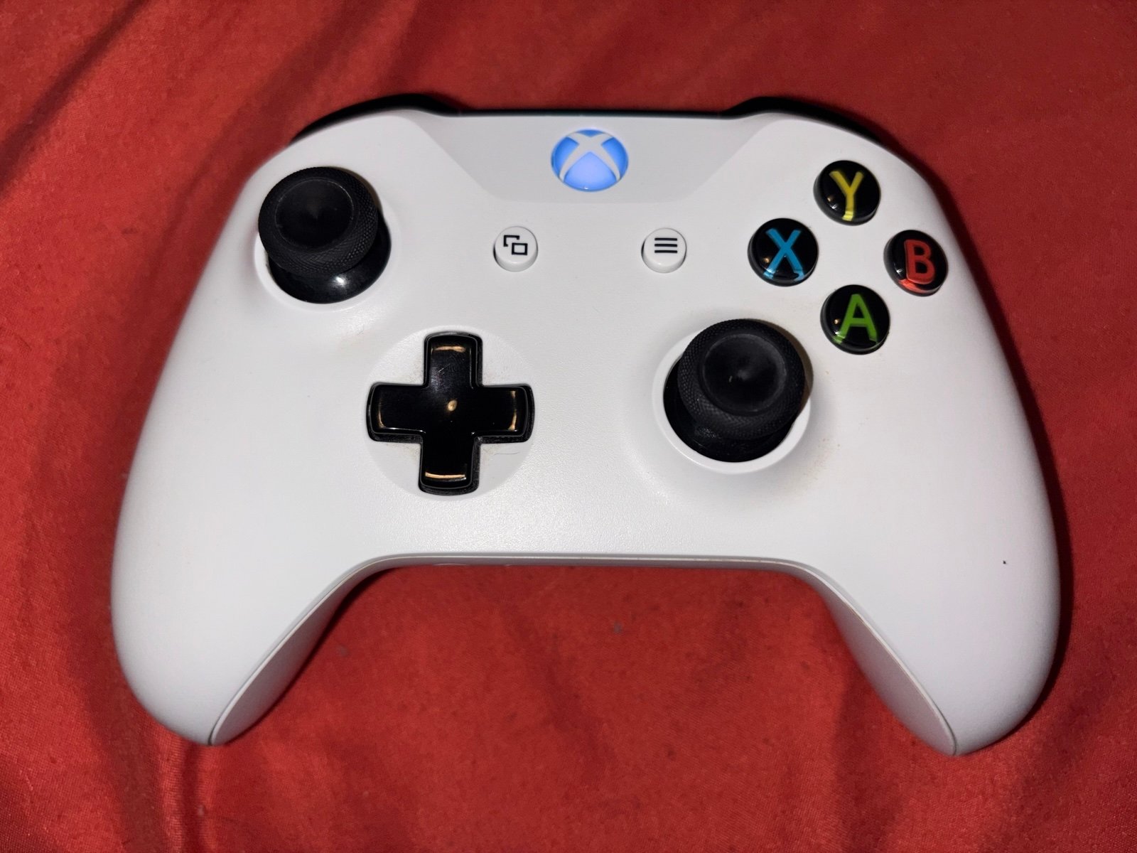 Microsoft Xbox One Wireless Controller - Polar White