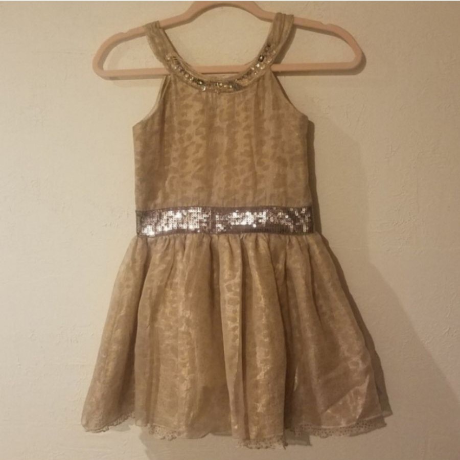 Elsa B dress for girl, size 7. Beautiful