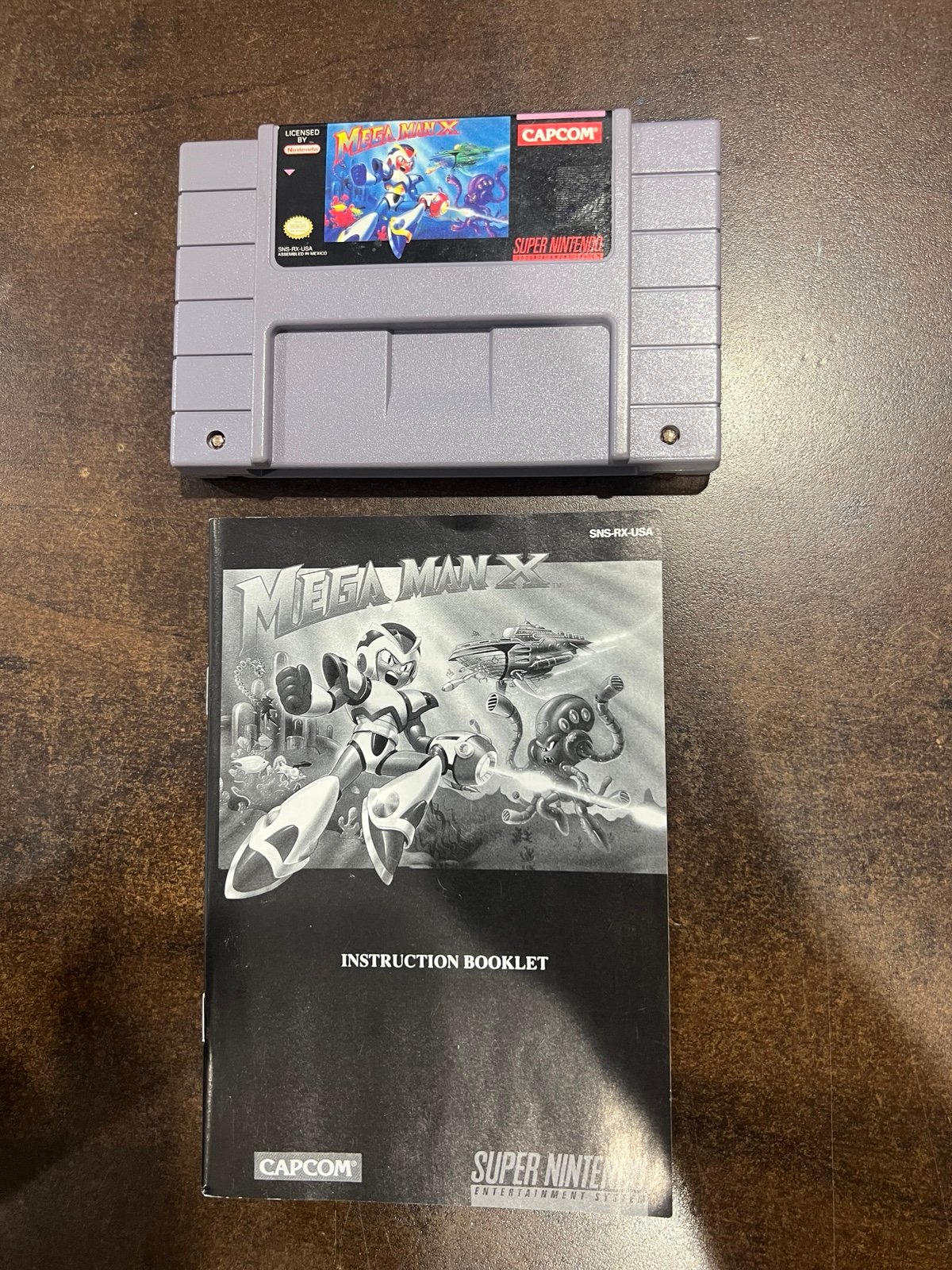 Mega Man X Super Nintendo SNES with Manual - Excellent Shape!