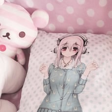 Super sonico body pillow