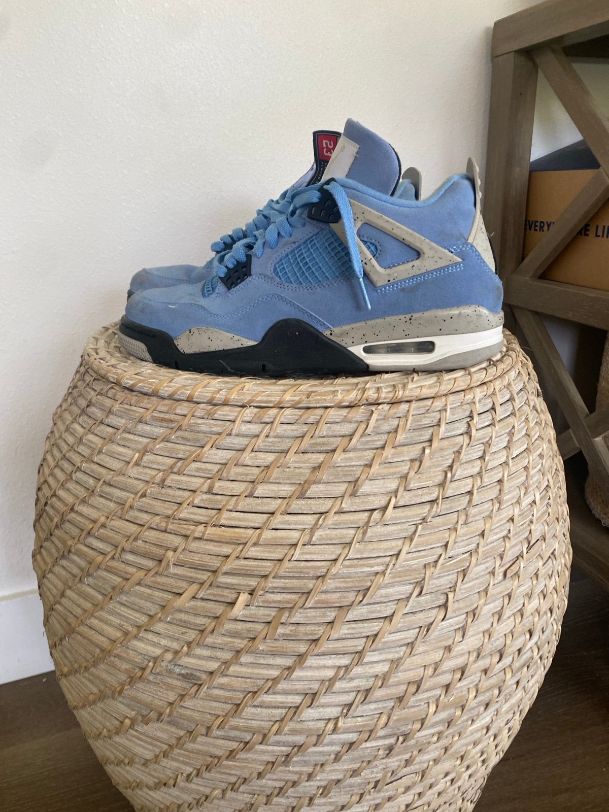 Jordan 4