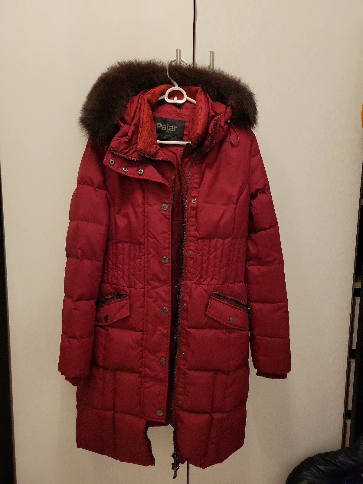 Coat/Jacket Women's Pajar like new size xs