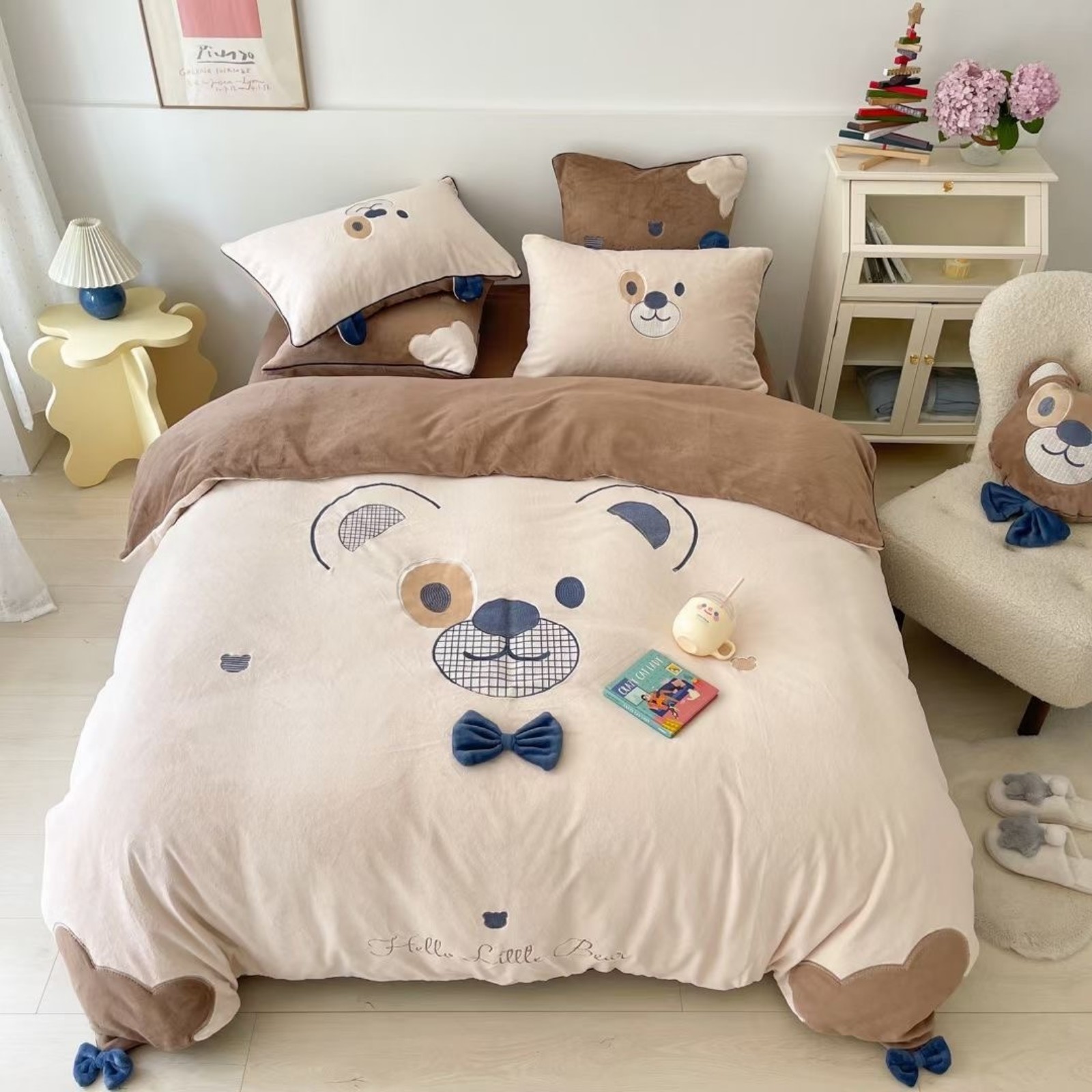 4PCS Kids Polyester Flannel Cute Cartoon Bedding Set for Winter Thicken Duvet Co