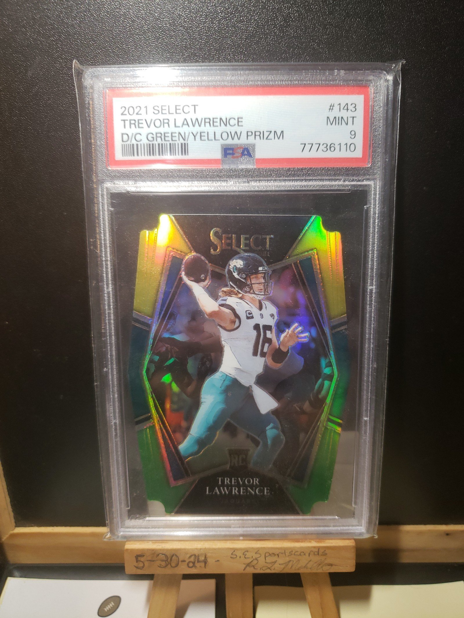 Trevor Lawrence Rookie Die Cut 2021 Select #143 GREEN YELLOW Prizm PSA MINT 9