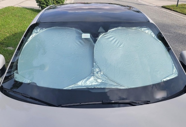 Car Windshield shade for Automotive windshield sunshades with Storage Pouch