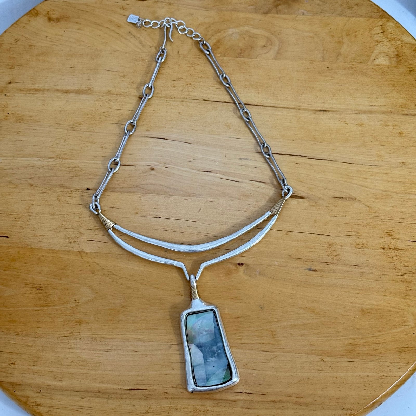 Robert Lee Morris Soho Modernist Abalone Shell Pendant Collar Necklace Two Tone