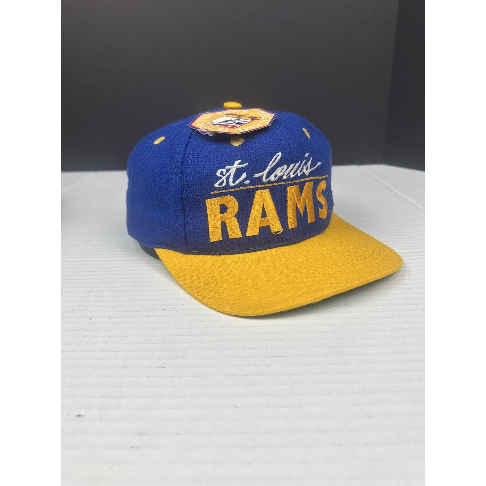 90s VINTAGE ST LOUIS RAMS FOOTBALL SNAPBACK HAT THE GAME