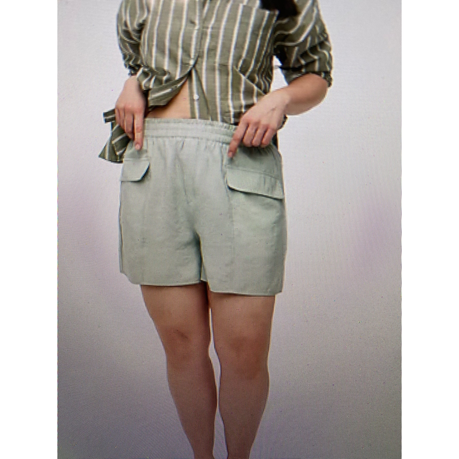 美品♡roberto cavalli ショートパンツ キャバリア CavariA CavariA カットジョーゼットベルトループ