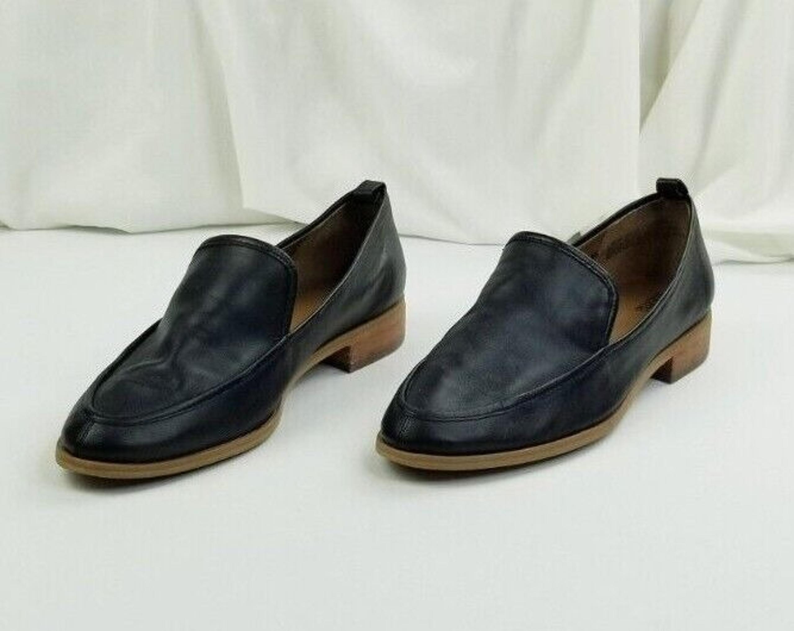 Susina Size 7 Womens Black Leather Slip on Pointed Toe Block Heel Casual Loafers