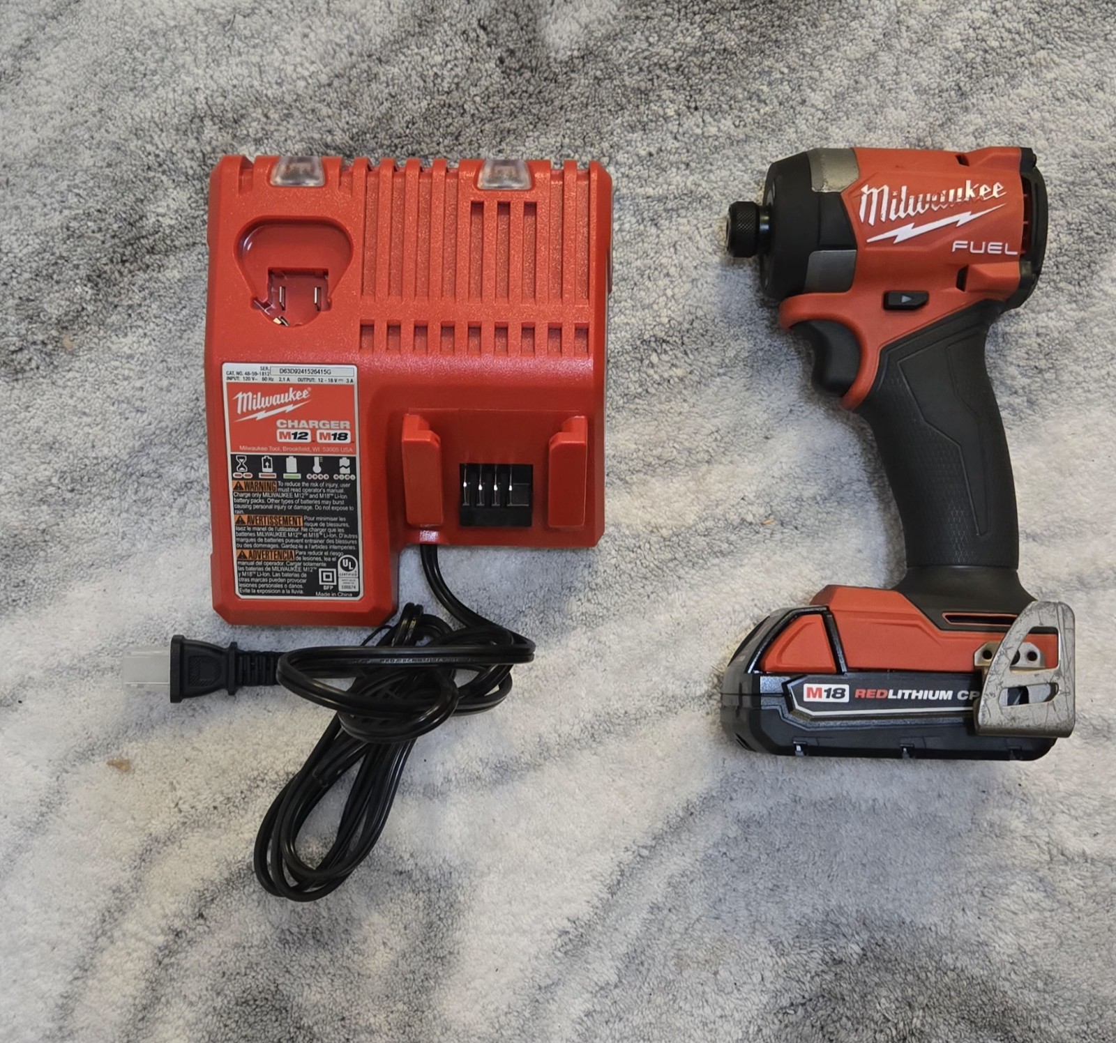 Milwaukee m18 Impact drill kit