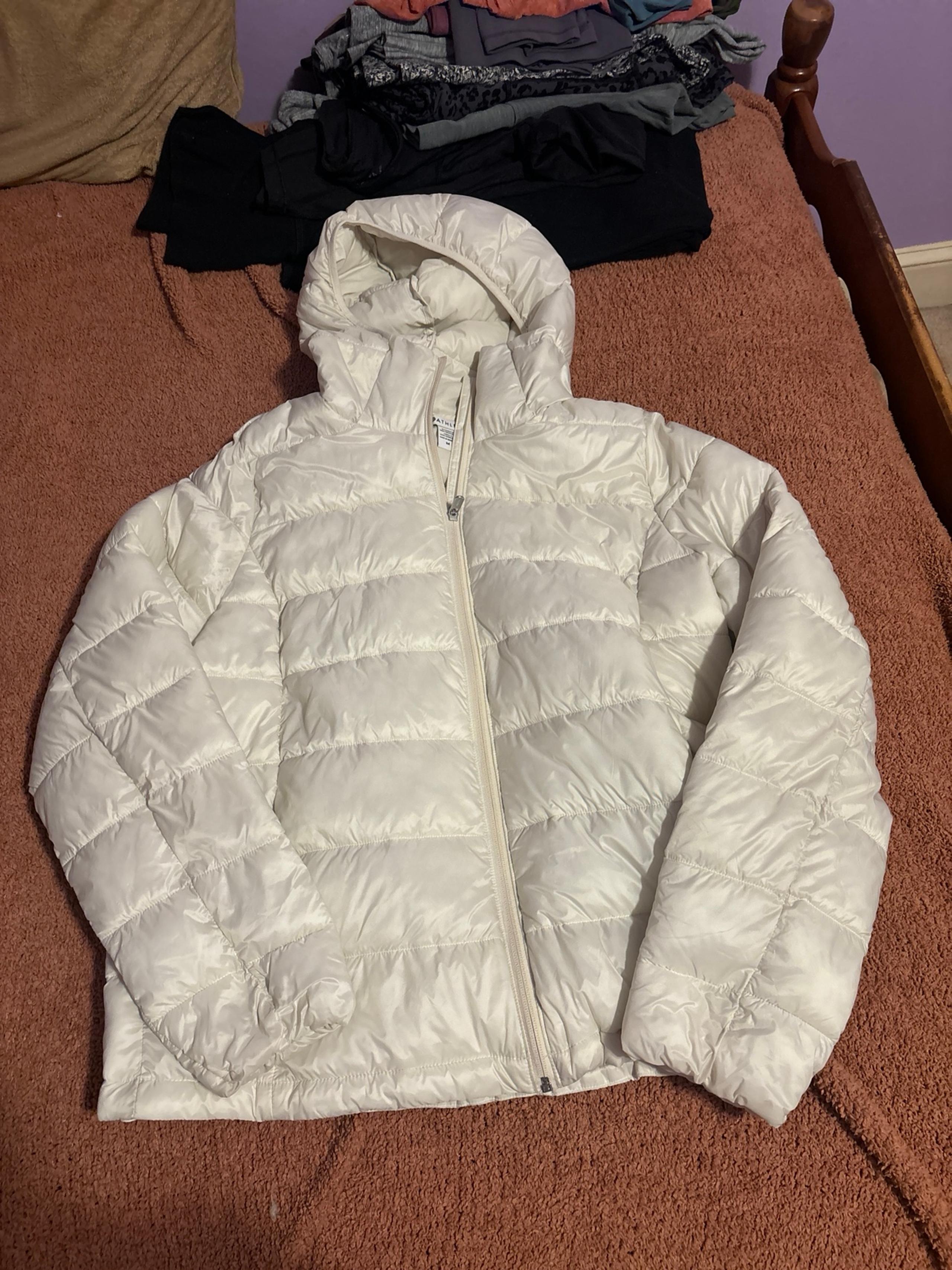Athleta aire puffer jacket